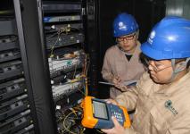 检修通信系统设备 保障电网安全调度